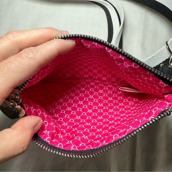 Brighton Glam Girl Crossbody Pouch Bag Purse Tom Clancy Fashionista NWOT - Picture 6 of 6